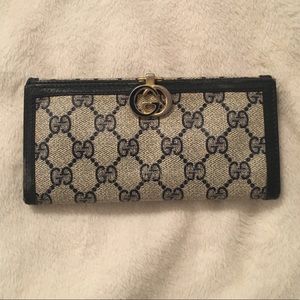 Gucci wallet used authentic Make Offer